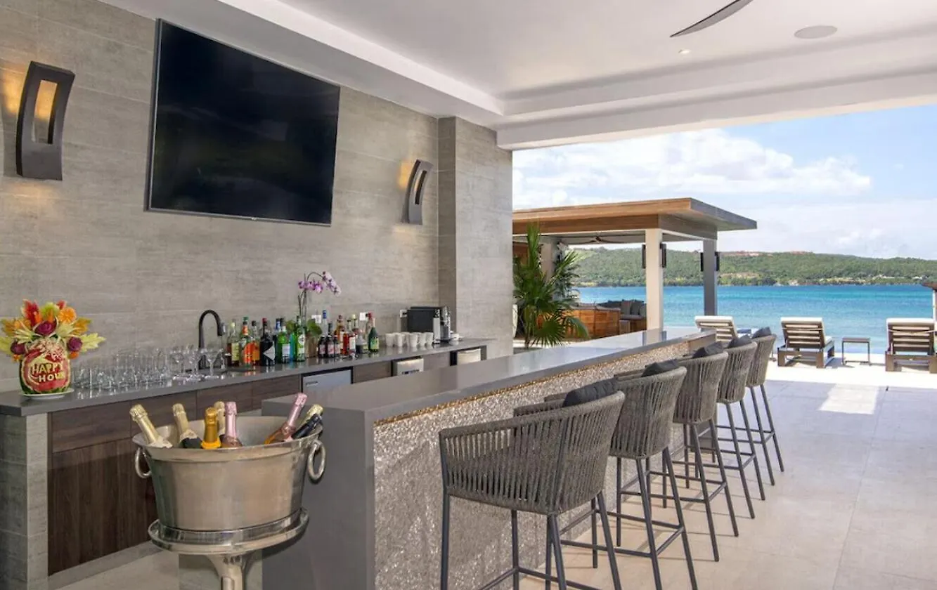 Happy Hour Villa Luxury Beachfront Retreat Ocho Rios 0*,  Jamaica