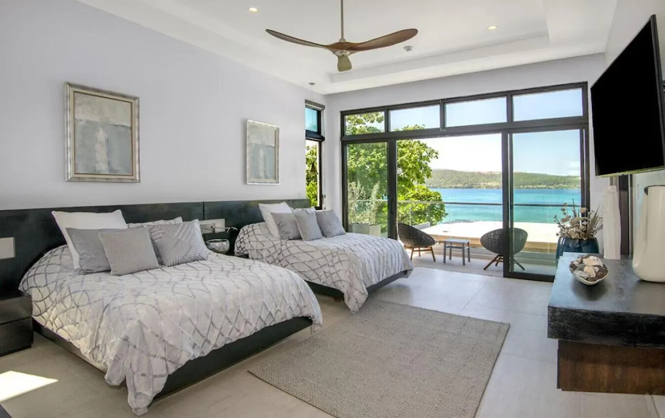 Happy Hour Villa Luxury Beachfront Retreat Ocho Rios