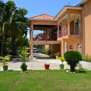 Casa De Shalom Ocho Ríos